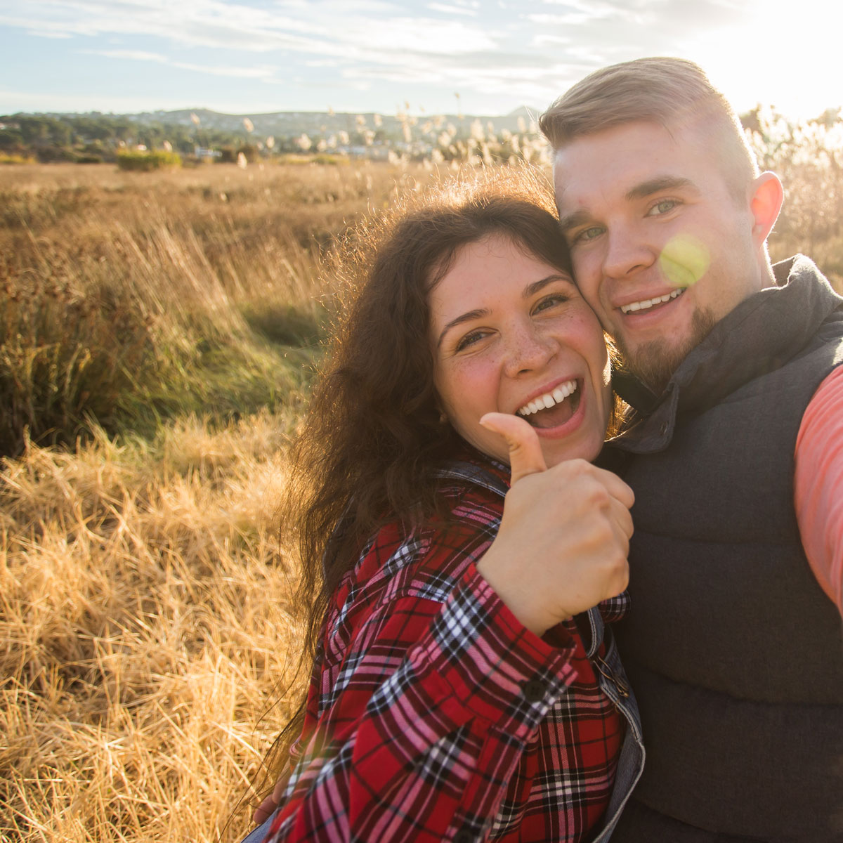 Young-Couple-Traveling
